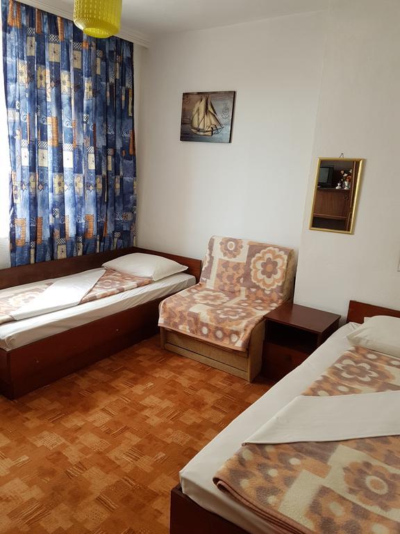 Guest Rooms Denitsa Obzor Extérieur photo